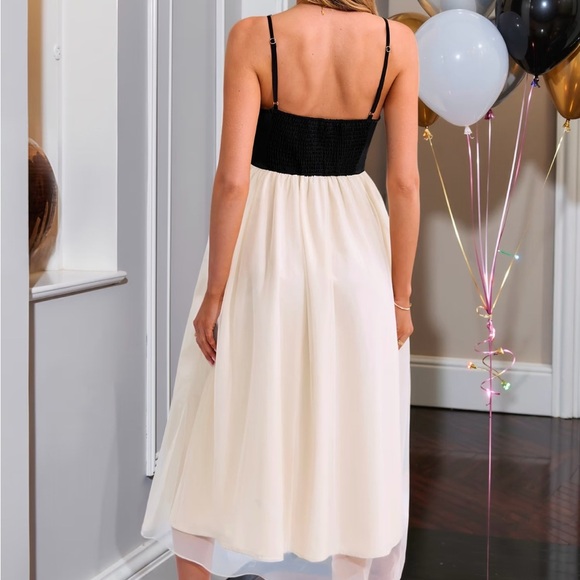 Sleeveless Sweetheart Organza Skirt Maxi Dress - Picture 2 of 6